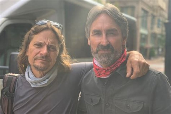 Discover the Iconic Jersey of Jon from American Pickers: A Comprehensive Guide