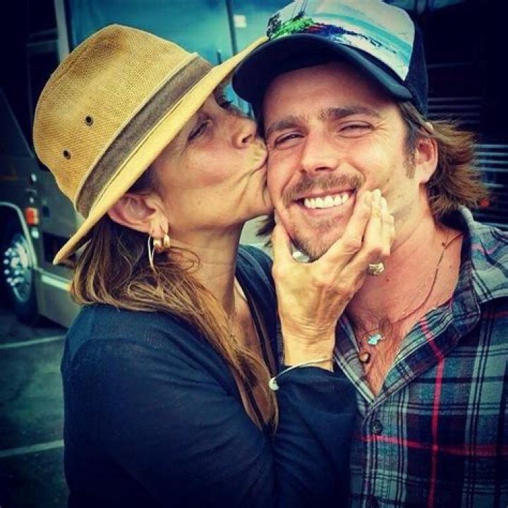 Unveiling the New Wife of Lukas Nelson: A Deep Dive into Their Love Story
